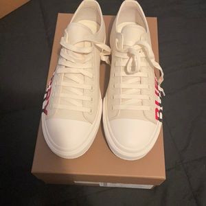 Burberry sneakers mens size 42